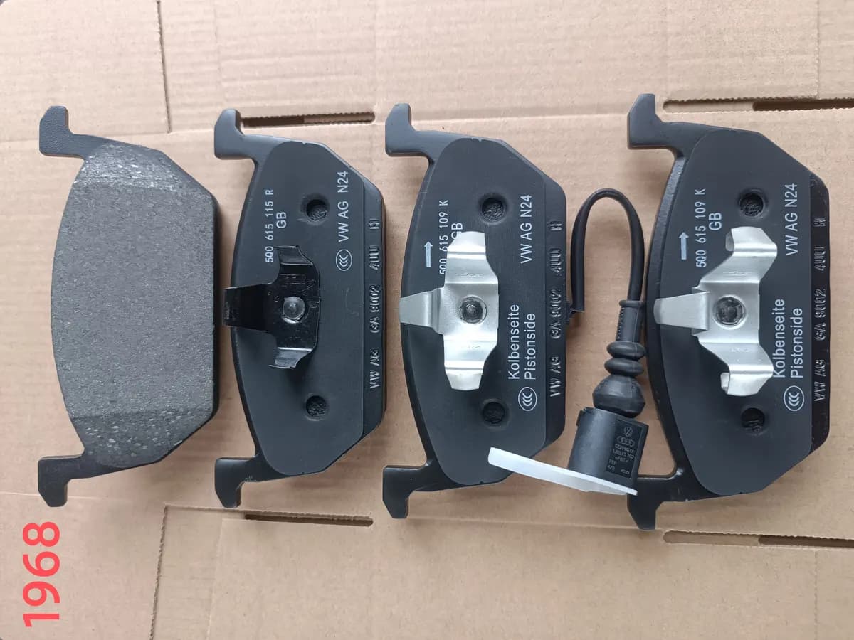 Audi Front Brake Pad Set D1968