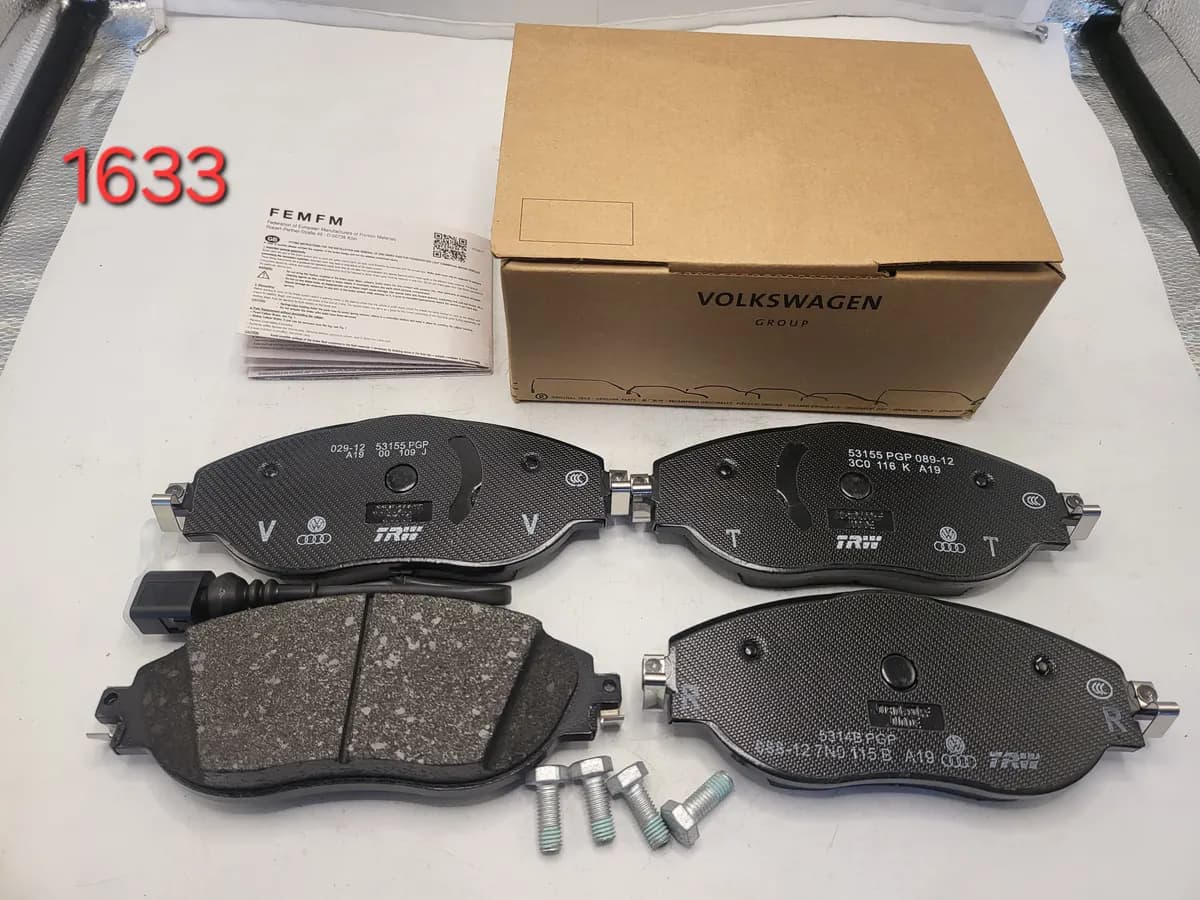 Audi Front Brake Pad Set D26