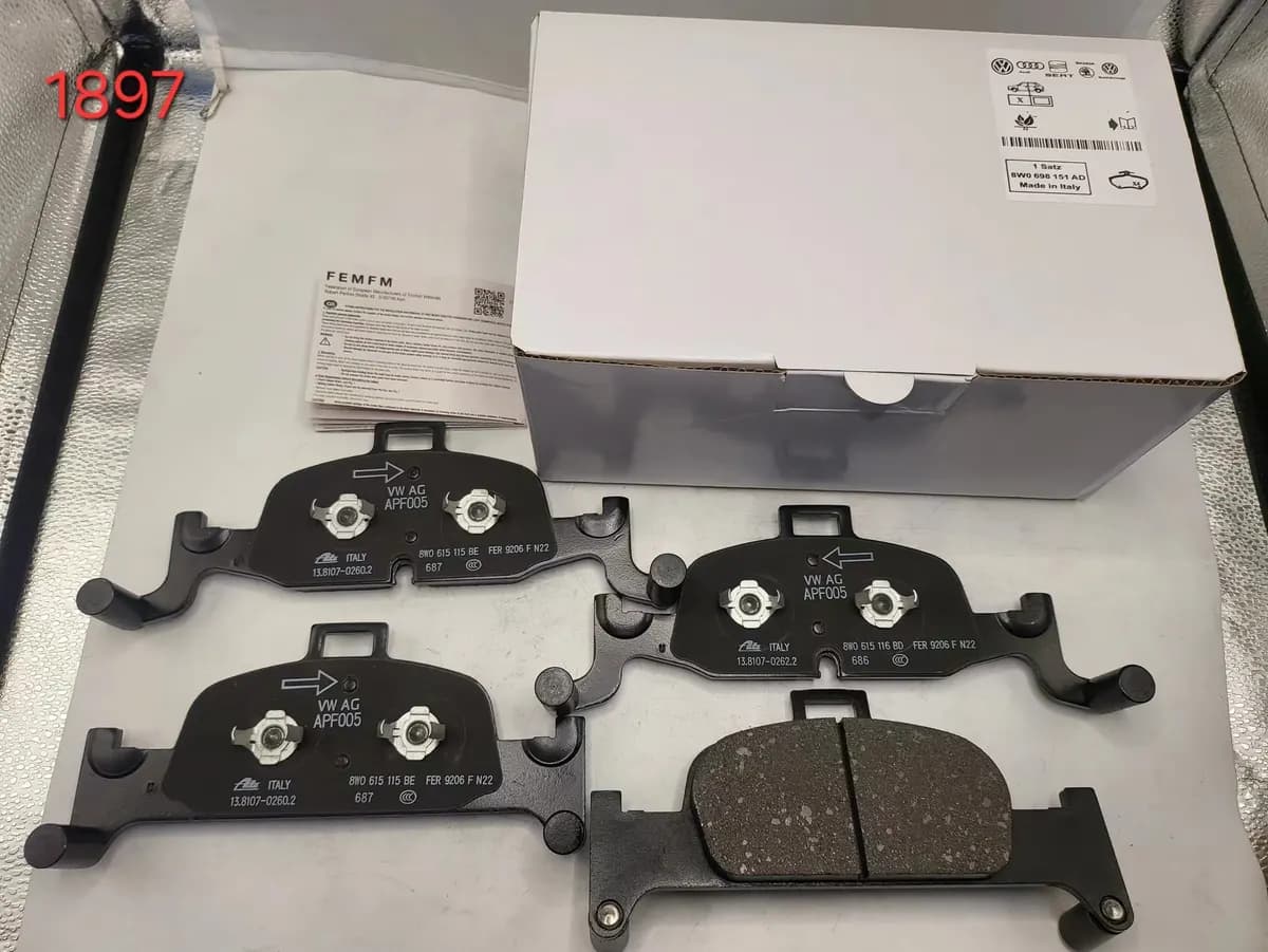 Audi Front Brake Pad Set D33