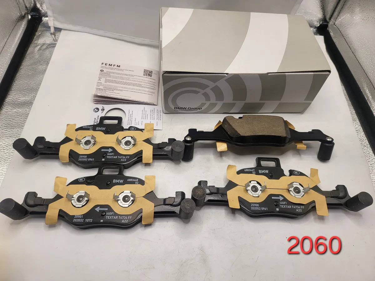 BMW Front Brake Pad Set D2060