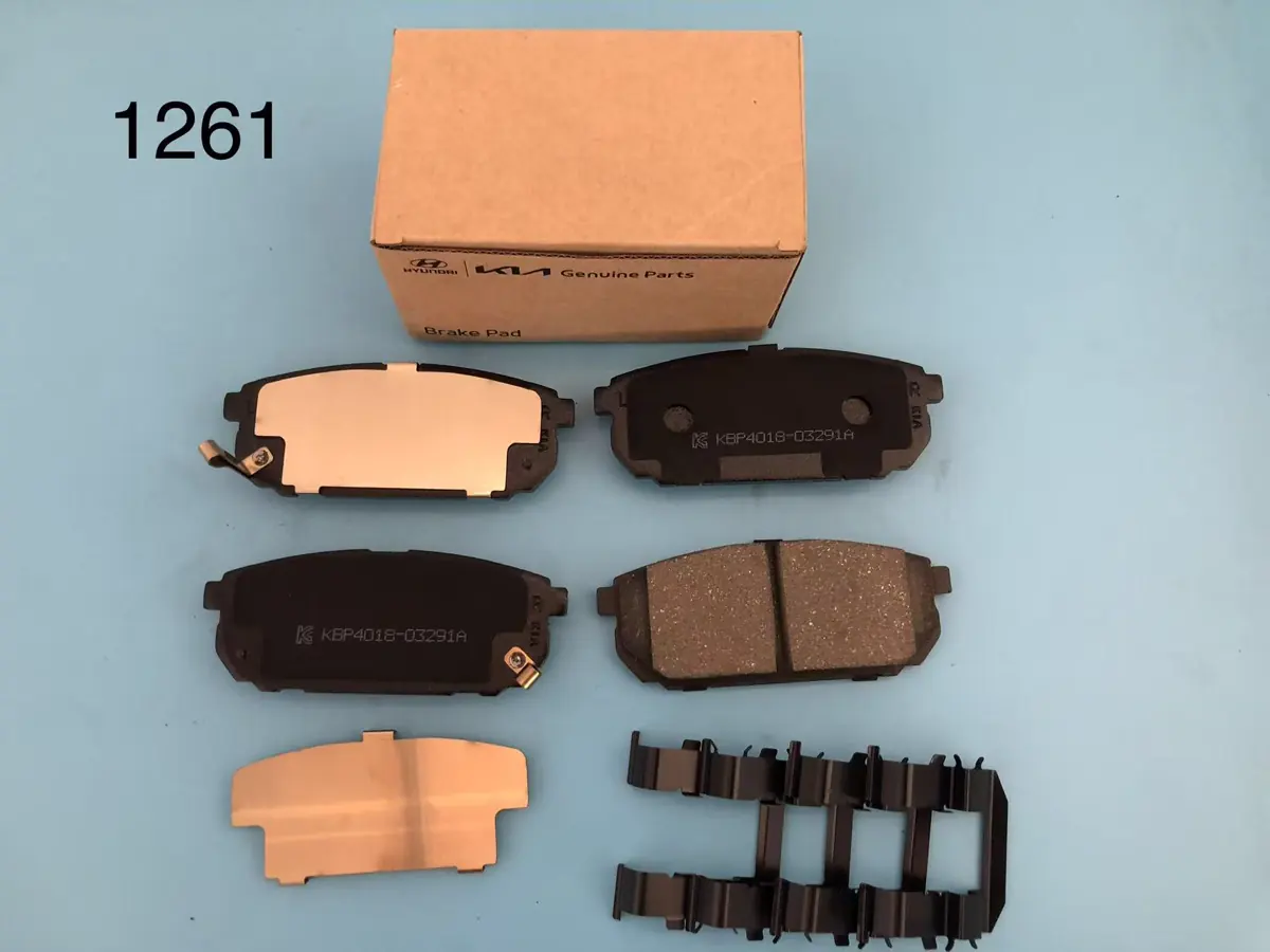 Hyundai Rear Brake Pad Set D1261 - 2