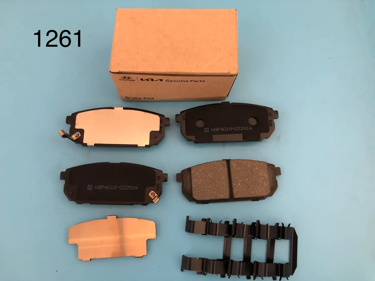 Hyundai Rear Brake Pad Set D1261