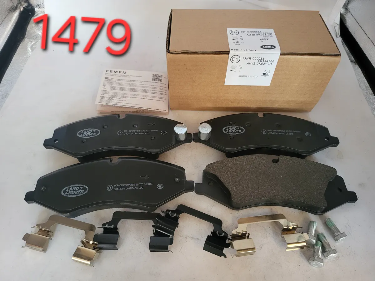 Land Rover Front Brake Pad Set D1479