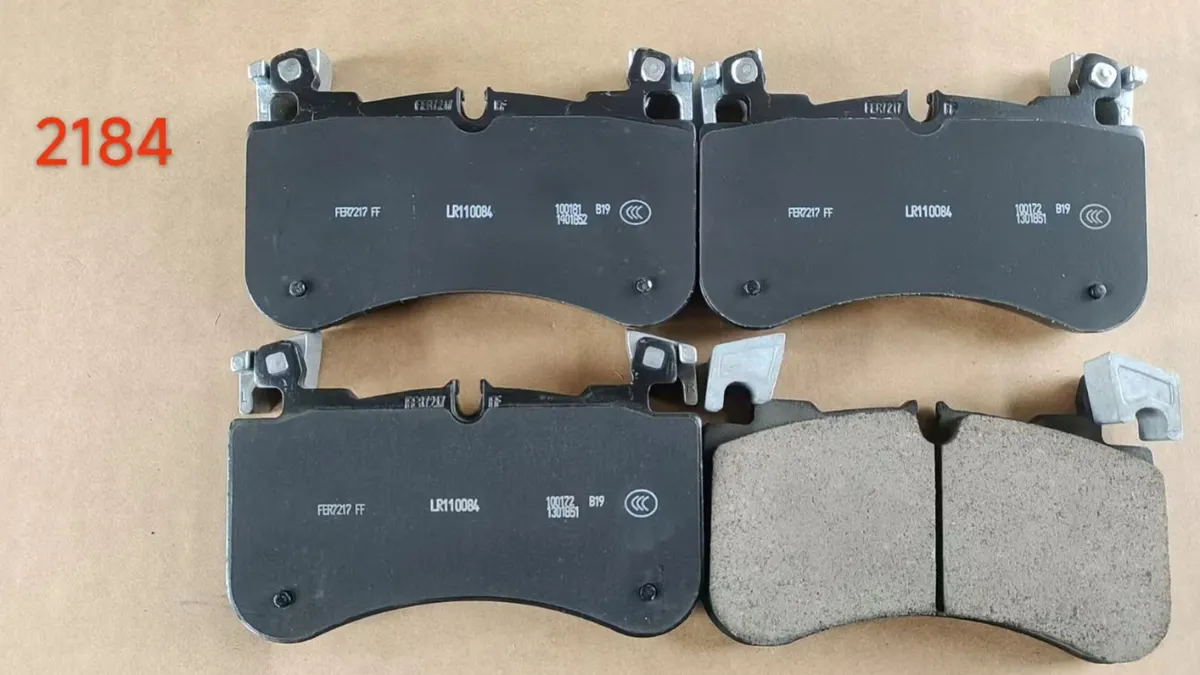 Land Rover Front Brake Pad Set D2184