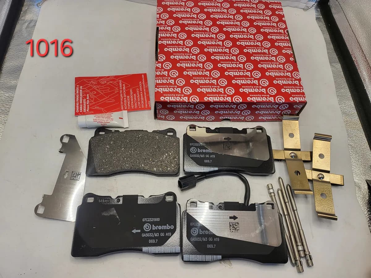 Maserati Front Brake Pad Set D1016