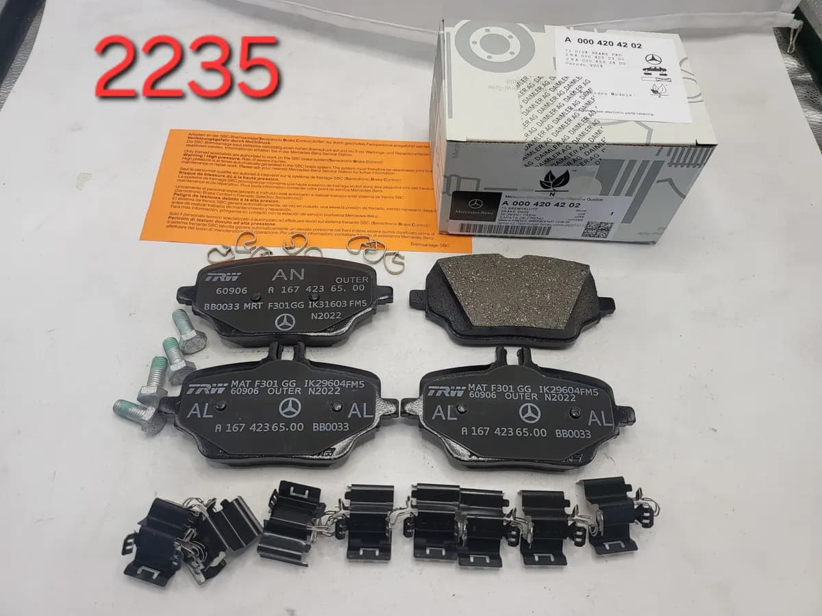 Mercedes-Benz Rear Brake Pad Set A36