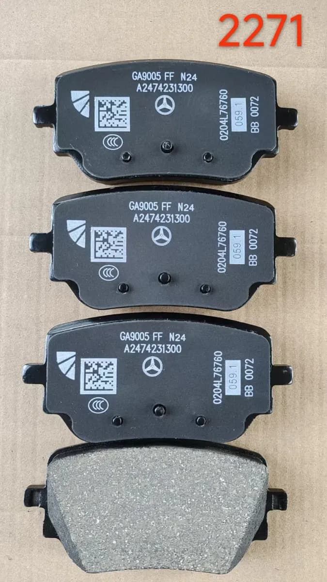Mercedes-Benz Rear Brake Pad Set D2271