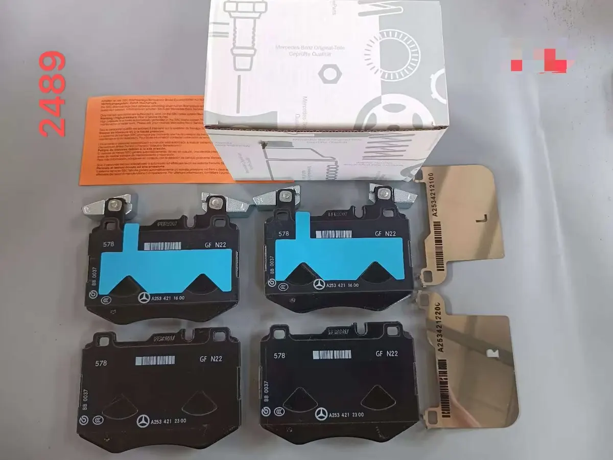 Mercedes-Benz Front Brake Pad Set D2489
