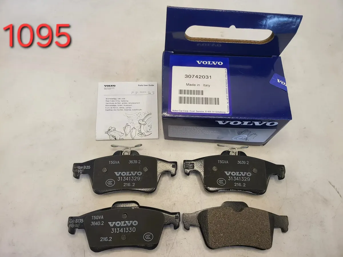 Volvo Rear Brake Pad Set D1095