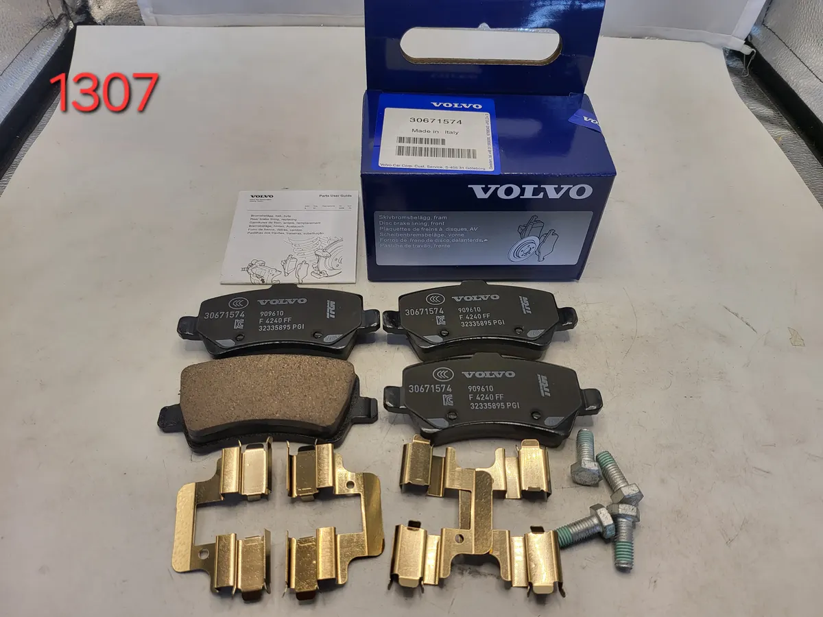 Volvo Rear Brake Pad Set D1307