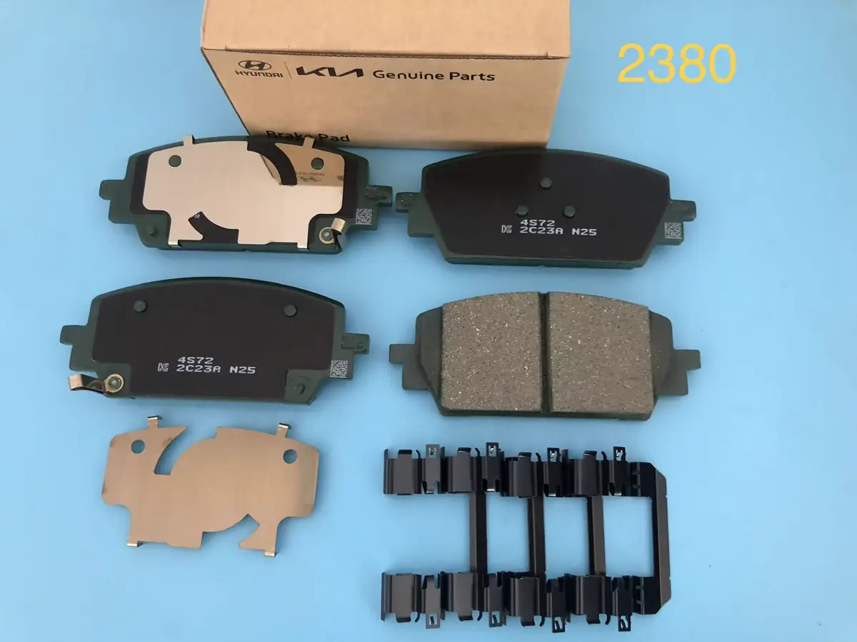 Hyundai Front Brake Pad Set D2380 - 2